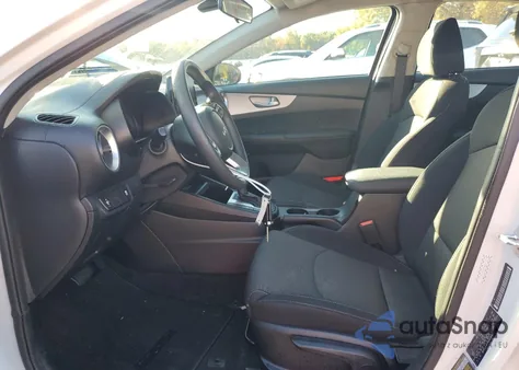 2024 Kia Forte Lx из США, поврежденный, VIN 3KPF24AD7RE828967